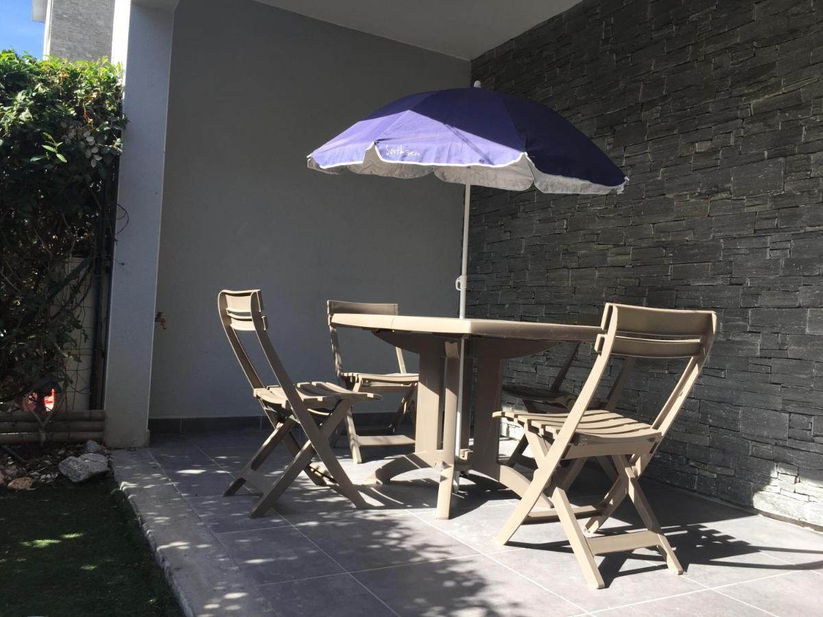 Studio Terrasse Aspretto Apartment *